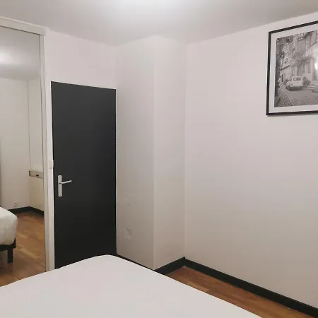 Appartement Meubles A Villeurbanne Lyon Esterno foto