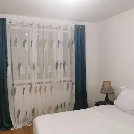 Appartement Meubles A Villeurbanne Lyon Esterno foto